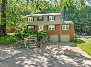 2059 Hampstead Dr, Pittsburgh, PA
