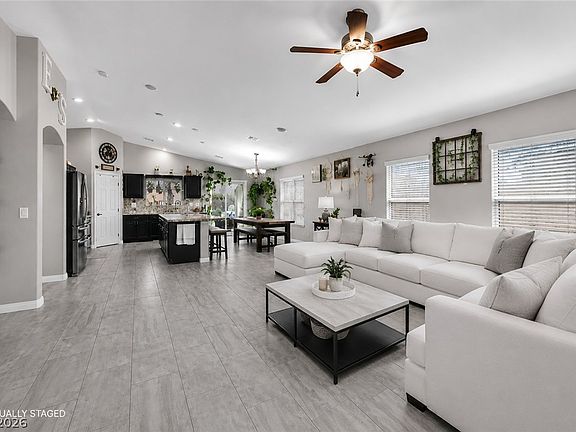 4th image of 4504 Silverwind Rd
