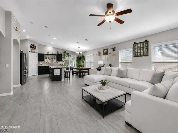 4504 Silverwind Rd, North Las Vegas, NV 89031