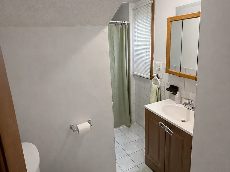 585 Somerville Ave #A — Photo 6