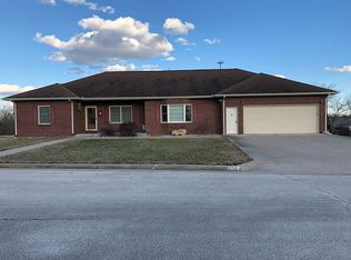 750 Countryside Ln, Tipton, MO 65081