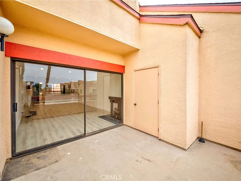 941 W Carson St #306 — Photo 22
