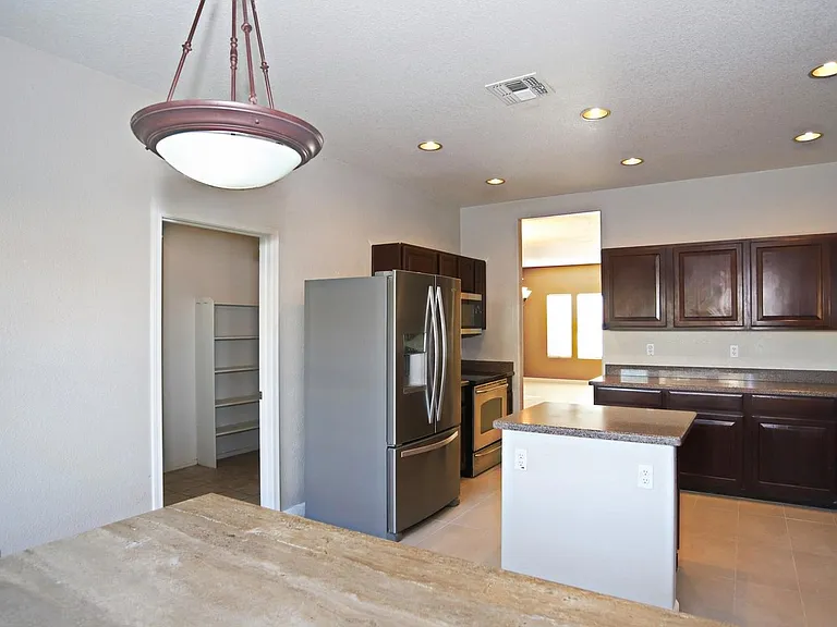 8833 S 13th Pl — Photo 12