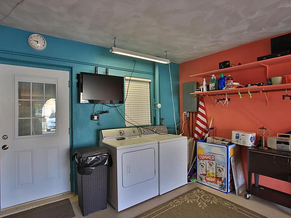 5th image of 2800 Ocean Shore Blvd APT 6