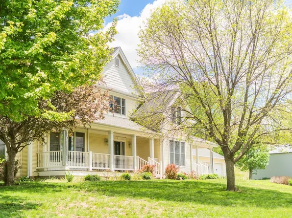 2048 Horse Creek Rd, Sidney, IA 51652