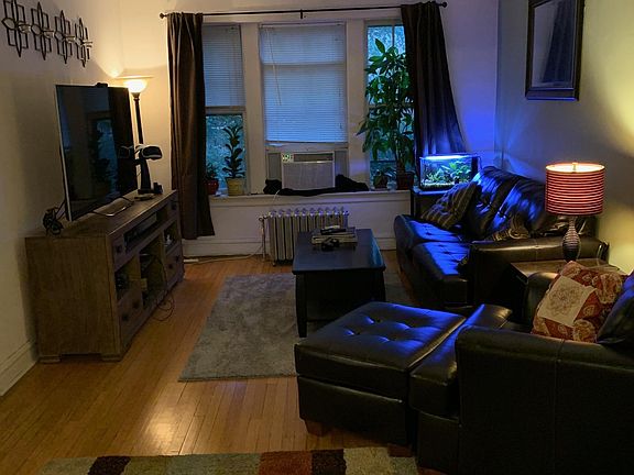 2nd image of 1620 W Granville Ave APT 3S