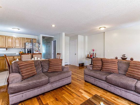 5th image of 122-08 172nd St