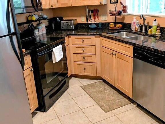 2nd image of 13 Back Cove Estates Road #13