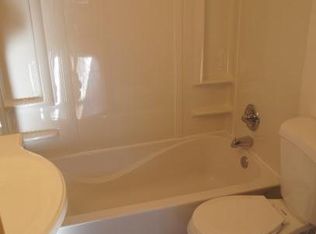 615 5th Ave SE #5, Minneapolis, MN 55414
