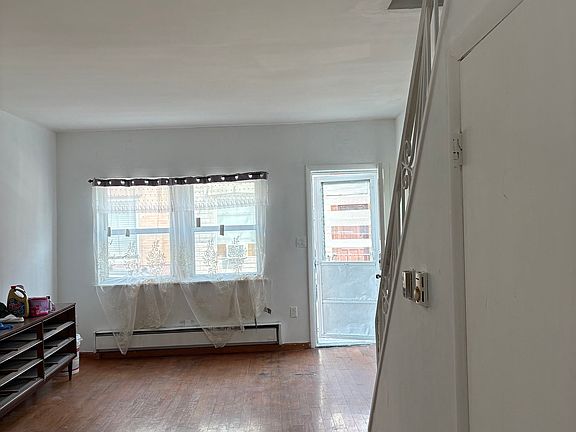 4th image of 2444 S Mildred St
