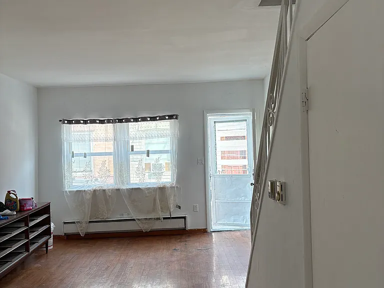 2444 S Mildred St — Photo 4