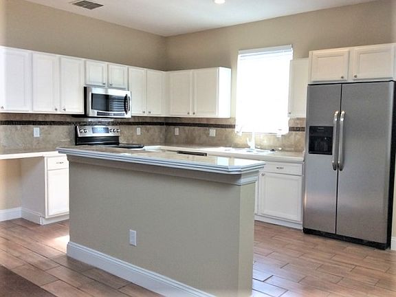 4th image of 13521 Waterhouse Way