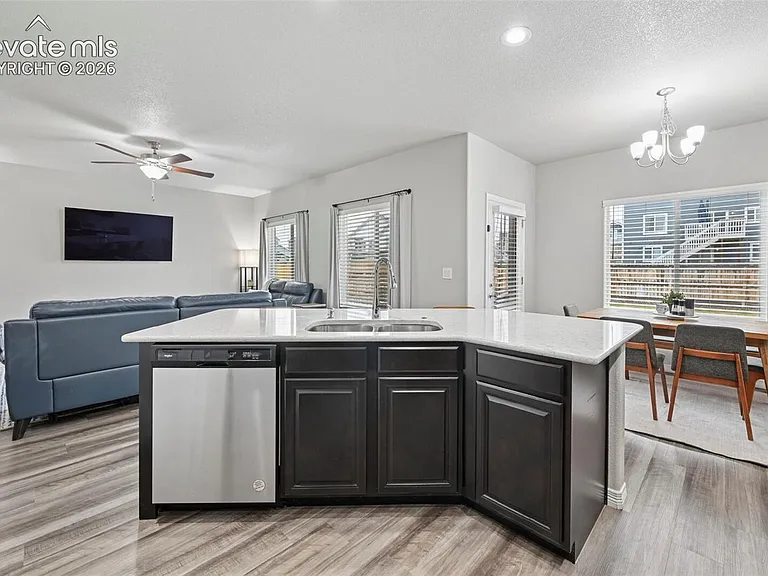 6727 Volga Dr — Photo 10