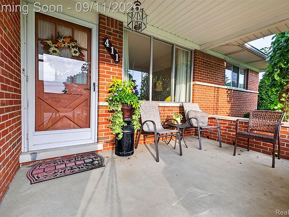 4th image of 411 Tanview Dr