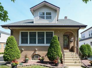 7232 W Coyle Ave, Chicago, IL