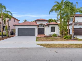 16333 SW 68th Ter, Miami, FL 33193