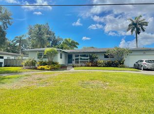 3212 Calle Largo Dr, Hollywood, FL 33021
