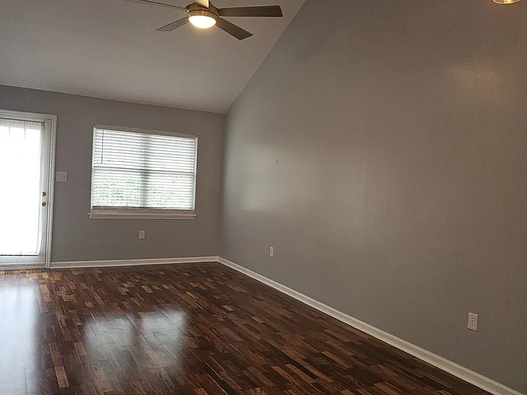 2165 S Milledge Ave #B-10 — Photo 17
