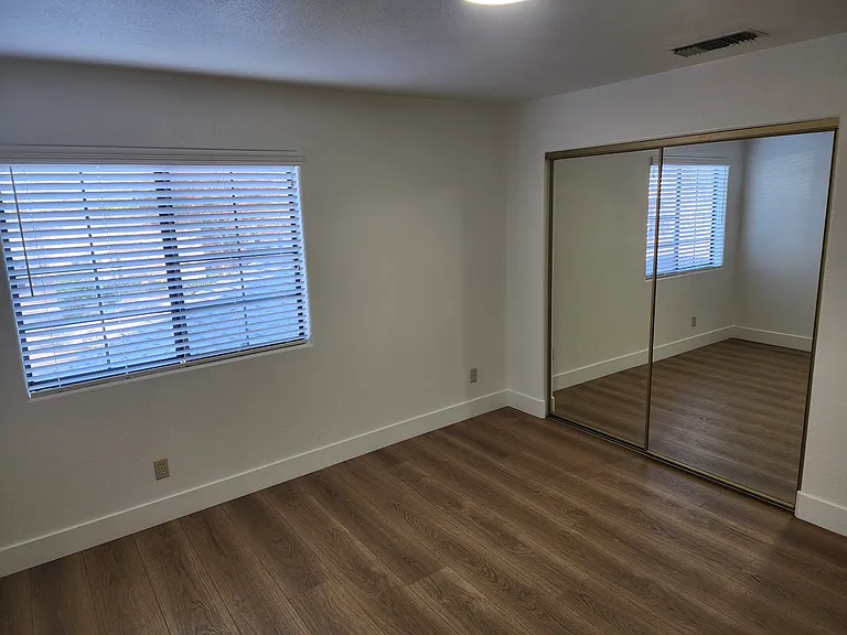 121 Kellog Ave — Photo 21