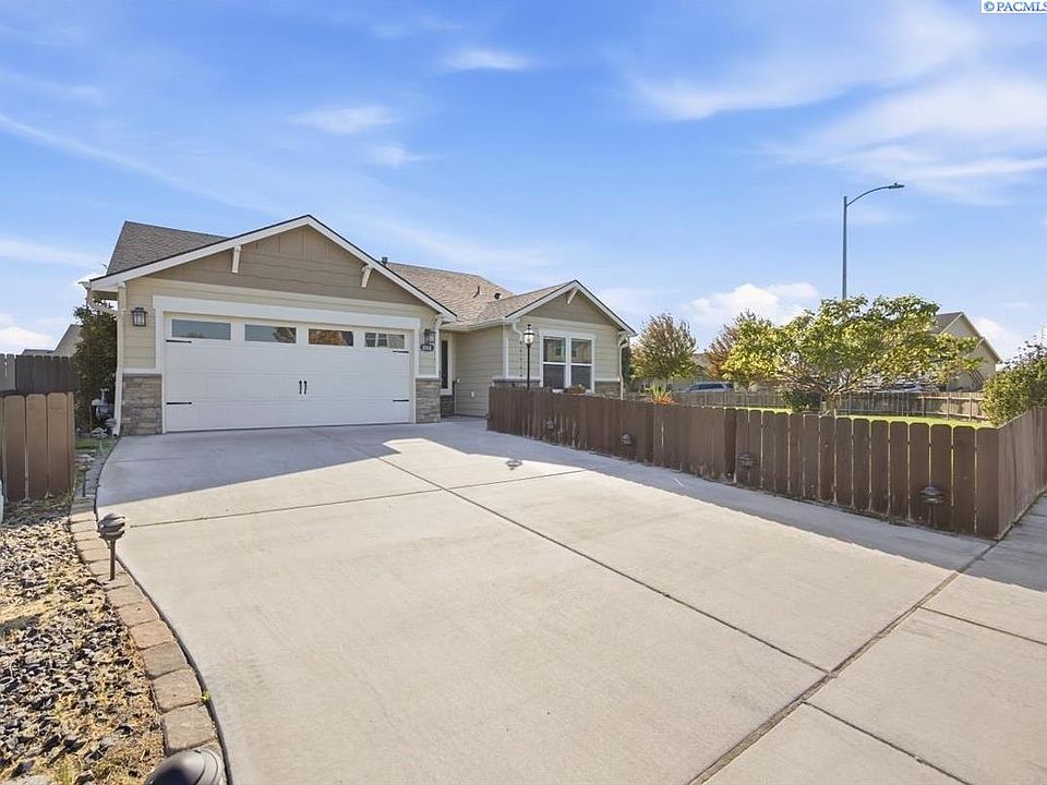 1st image of 6914 Yellowstone Dr