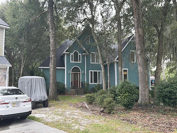 3rd image of 7912 Olde Pond Rd