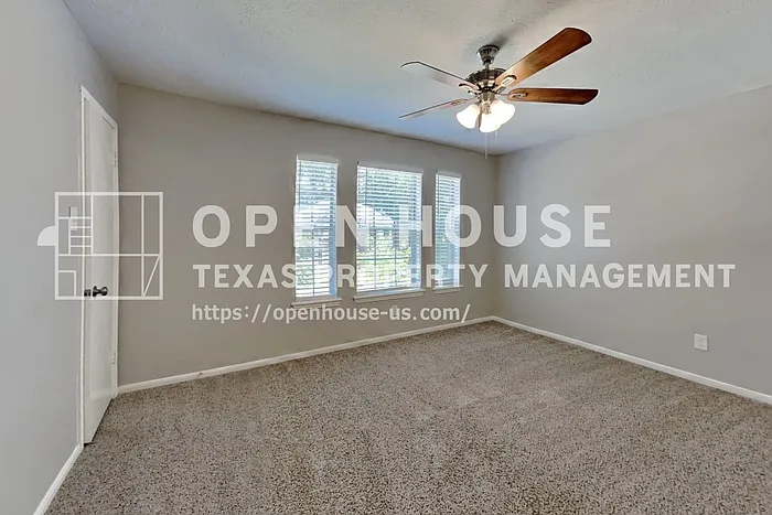 21746 Deep Pines Dr — Photo 17