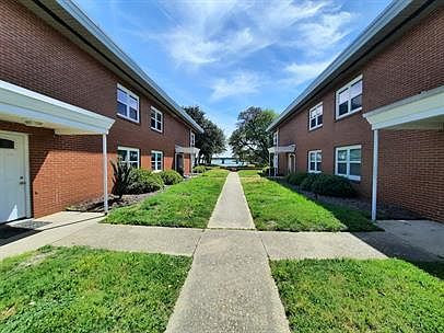 1st image of 1001 Little Bay Ave #11113595
