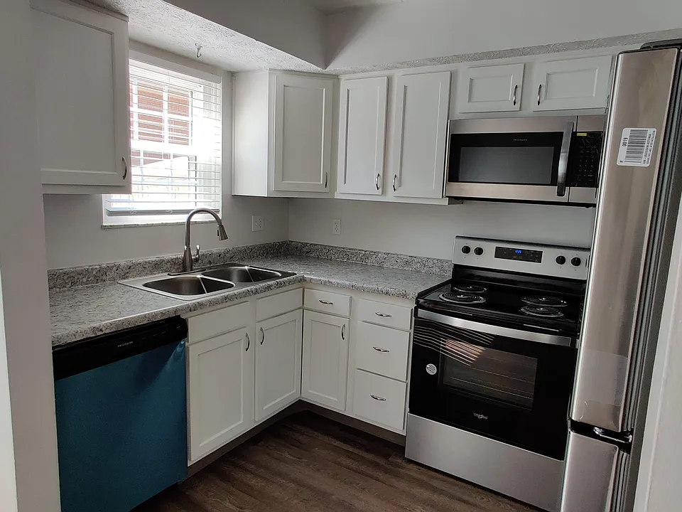 1311 Palmer House Ct