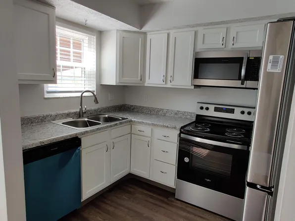 1311 Palmer House Ct, Columbus, OH 43235