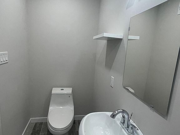 5th image of 2153 N 19th St #3