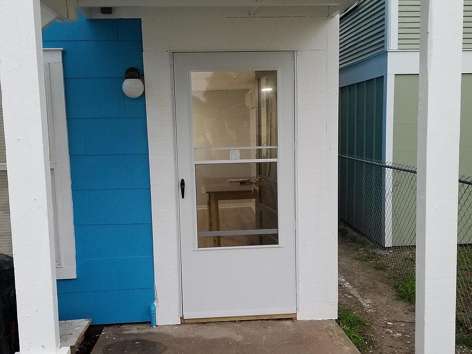 1st image of 4724 Avenue Q 1/2 Unit 1