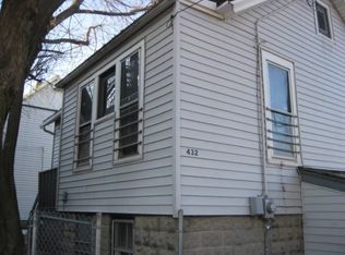 432 N 30th St #A, Milwaukee, WI 53208