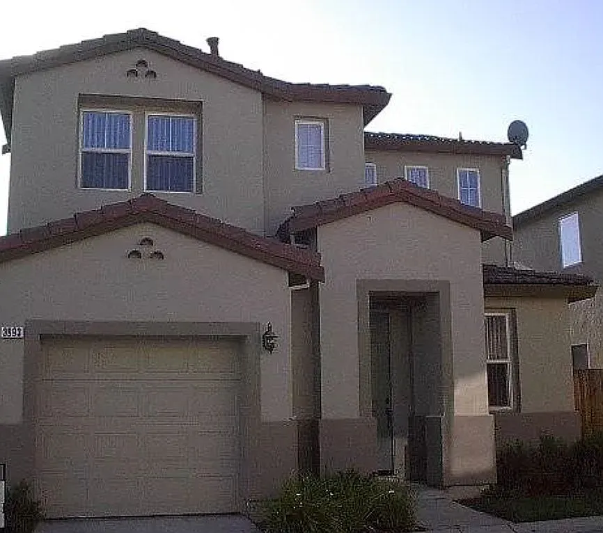 3993 Martis St photo 1