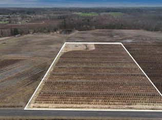 45601 72nd St, Watervliet, MI 49098