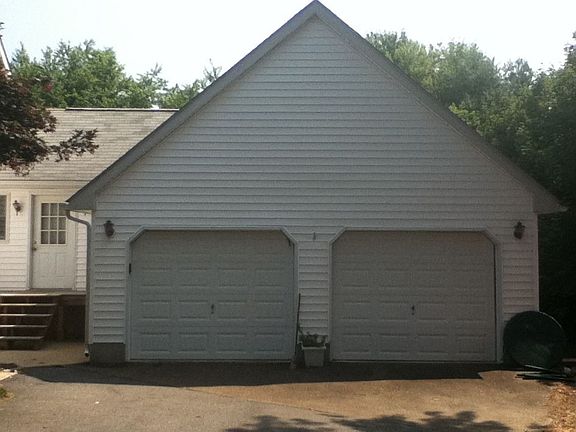 2 Car Garage