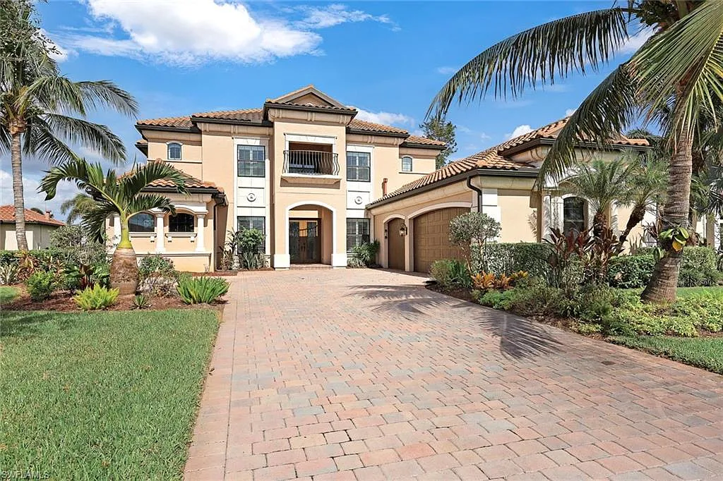 4 bed, 5.0 bath, 3542 sqft, $30,000 — Photo 3