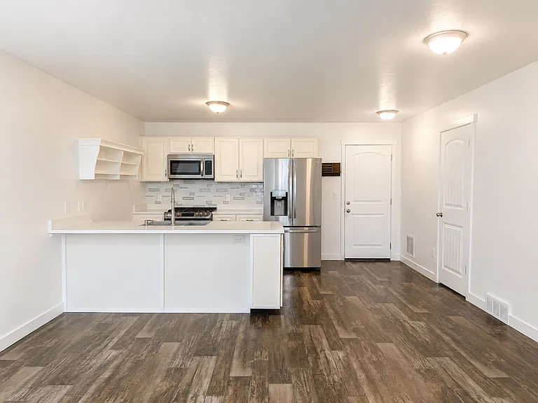 5176 W Aria Ct — Photo 2