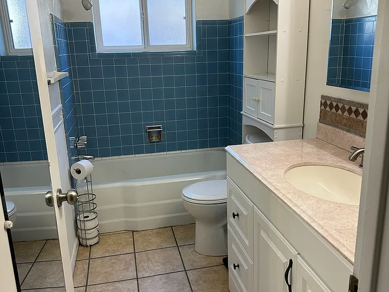 4449 E 13th St #1 — Photo 9