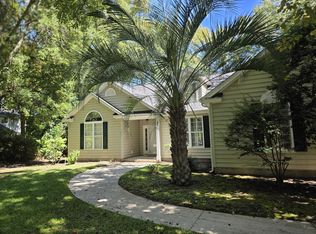 423 Shore Rush Dr, Pawleys Island, SC 29585