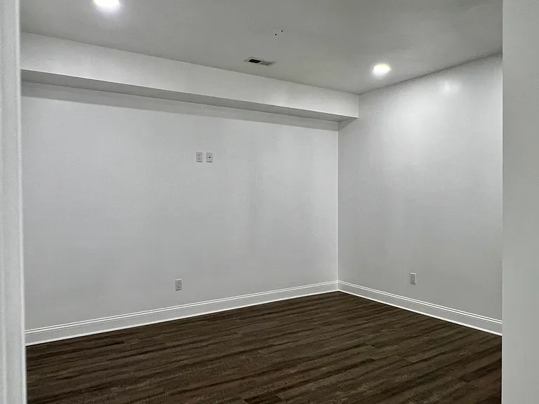 7608 Lisle Ave — Photo 29