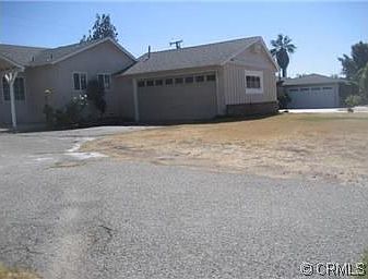 1st image of 768 E Marilyn Way