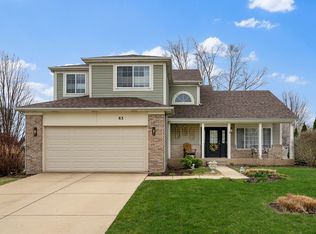 83 Chelsea Ave, Sugar Grove, IL 60554