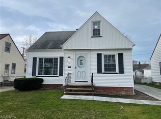 332 E 330th St, Eastlake, OH 44095