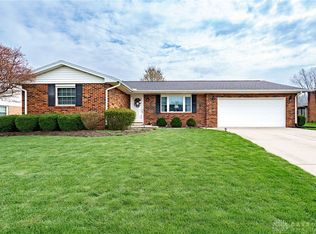 727 Doral Dr, Xenia, OH 45385