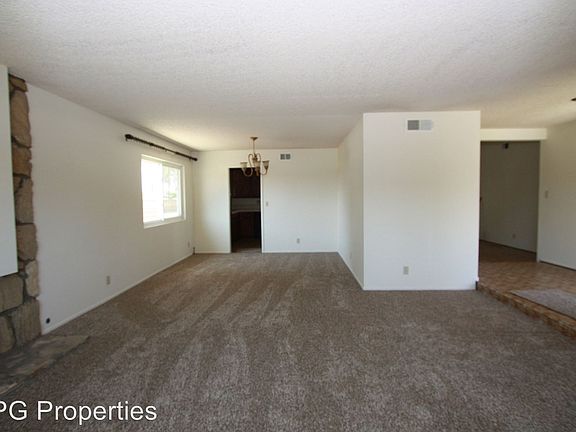 4th image of 1901 Kilmer Dr