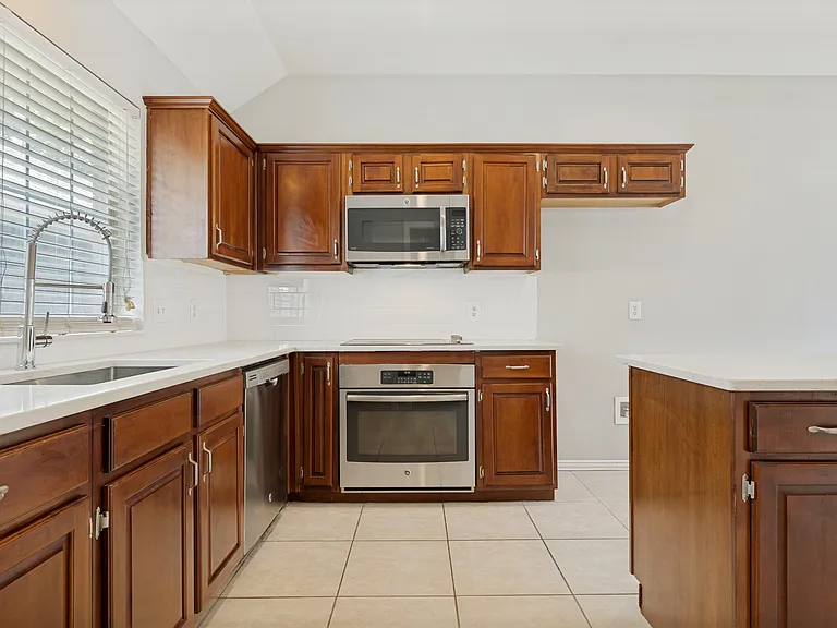 7900 Tournament Rd — Photo 5
