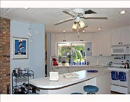 5th image of 2824 SW 13th Dr