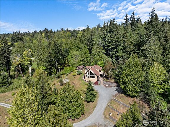 2nd image of 2131 Wagner Rd