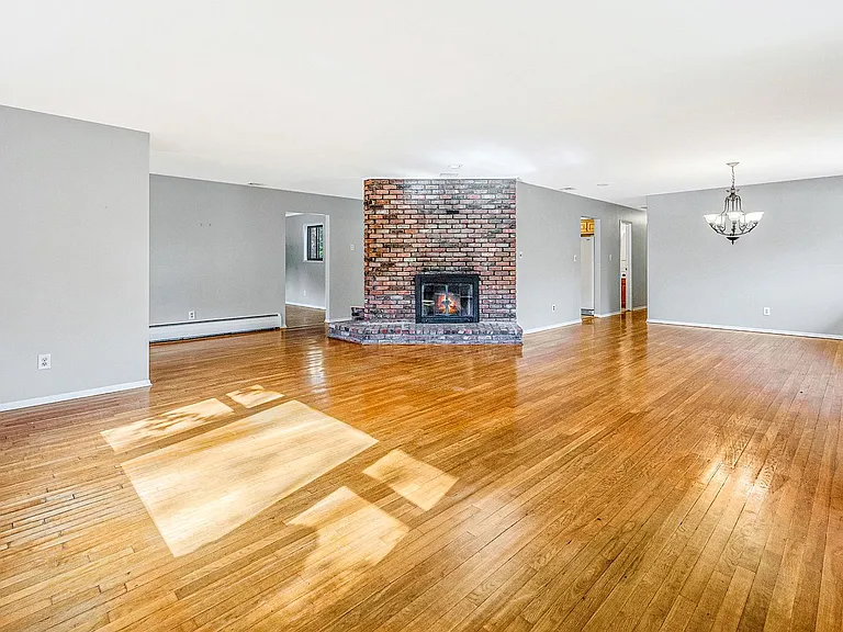 23 Princeton Dr — Photo 18