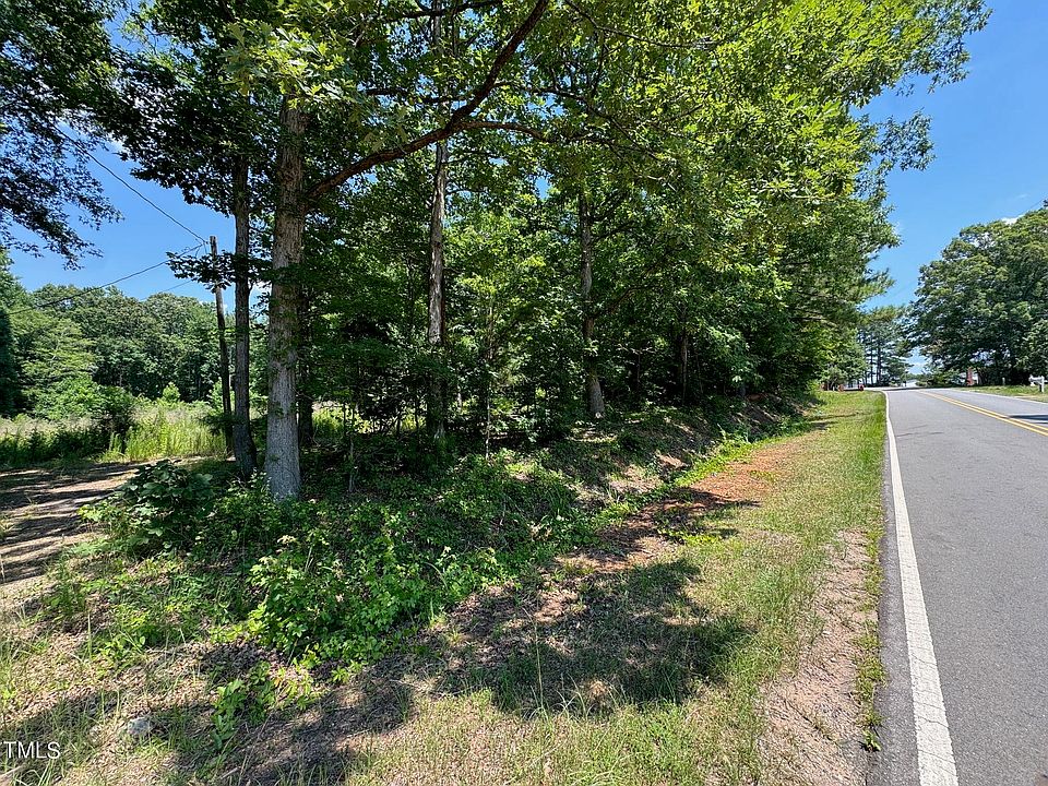 2nd image of 765 Whitley Rd #4